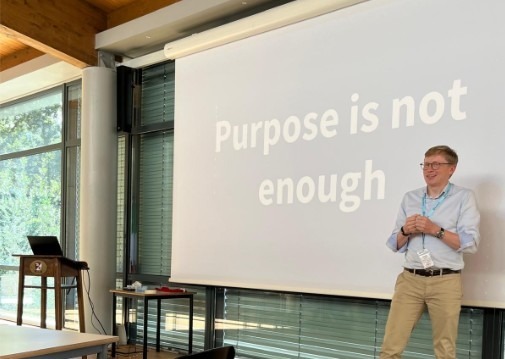 Olaf Bach at an in-person school leadership workshop
